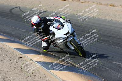 media/Jan-14-2022-Apex Assassins (Fri) [[4609ad47be]]/Trackday 1/Session 4/Turn 15 Inside/